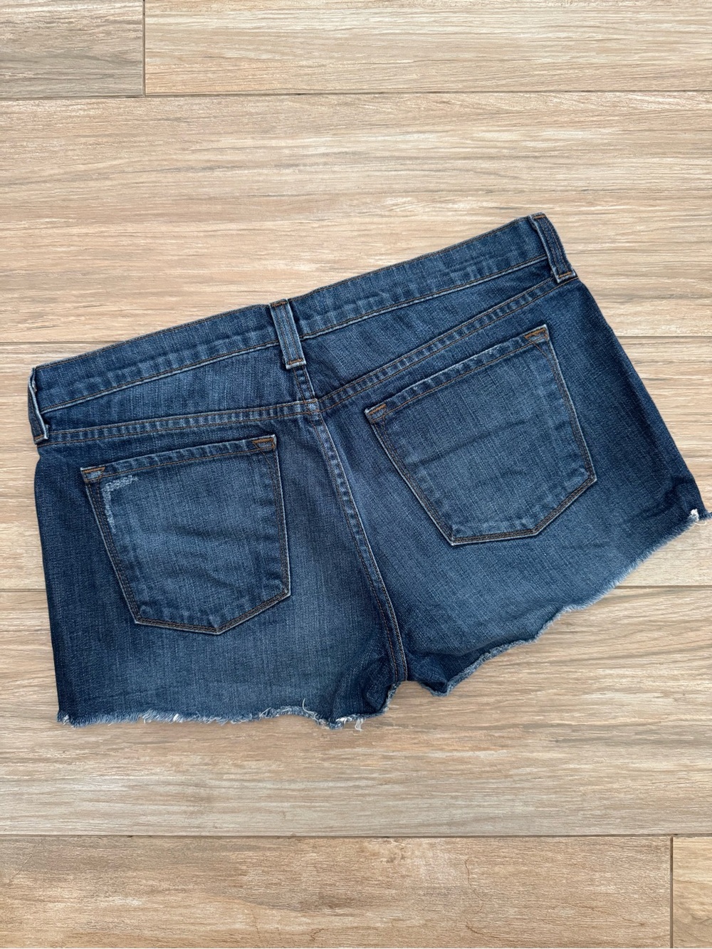 J Brand Cut-Off Short Ringer Size 28 - Picture 2 of 11
